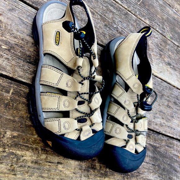 black boots for skirts